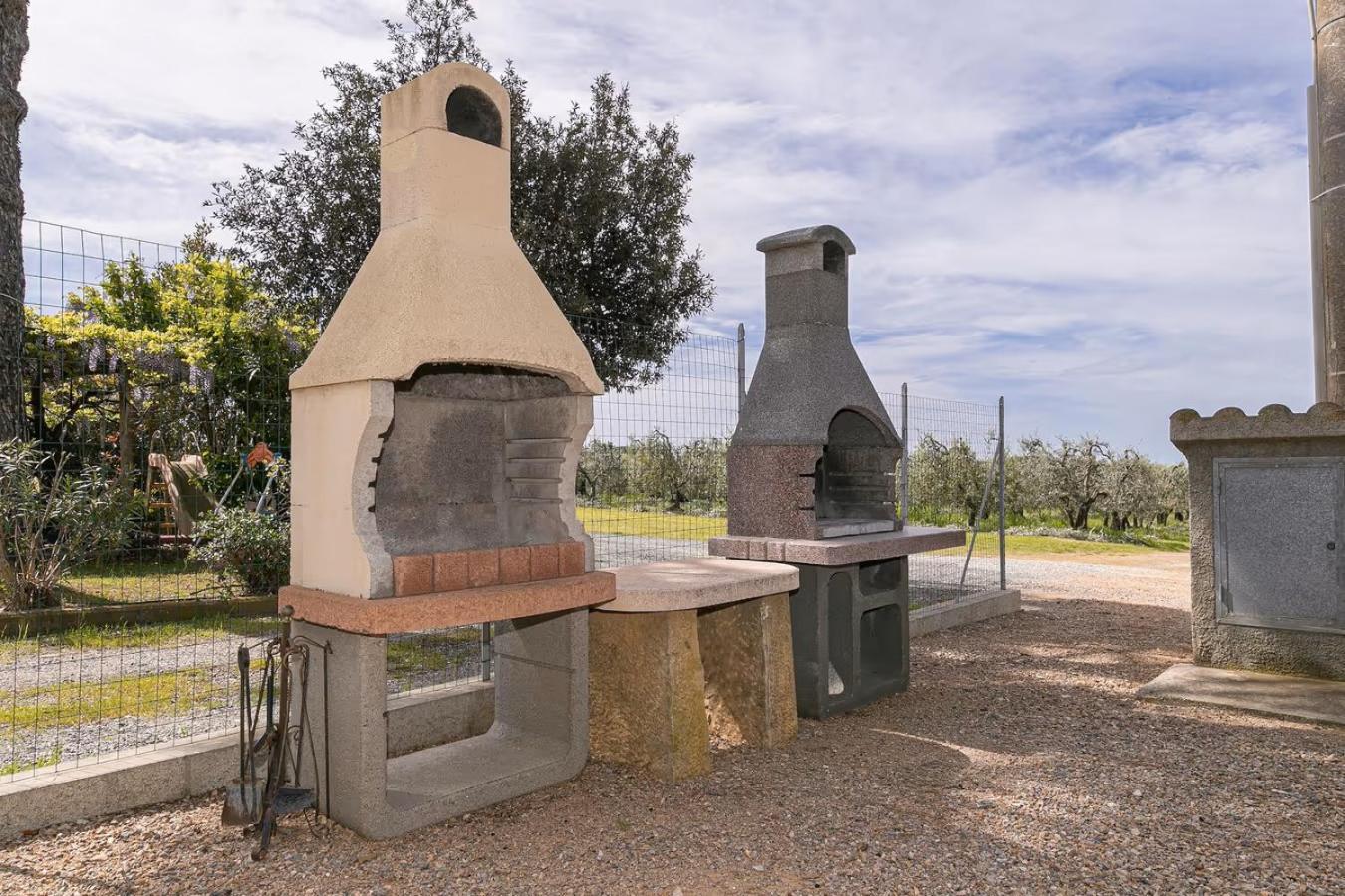 Agriturismo I Debbi Бибона Екстериор снимка