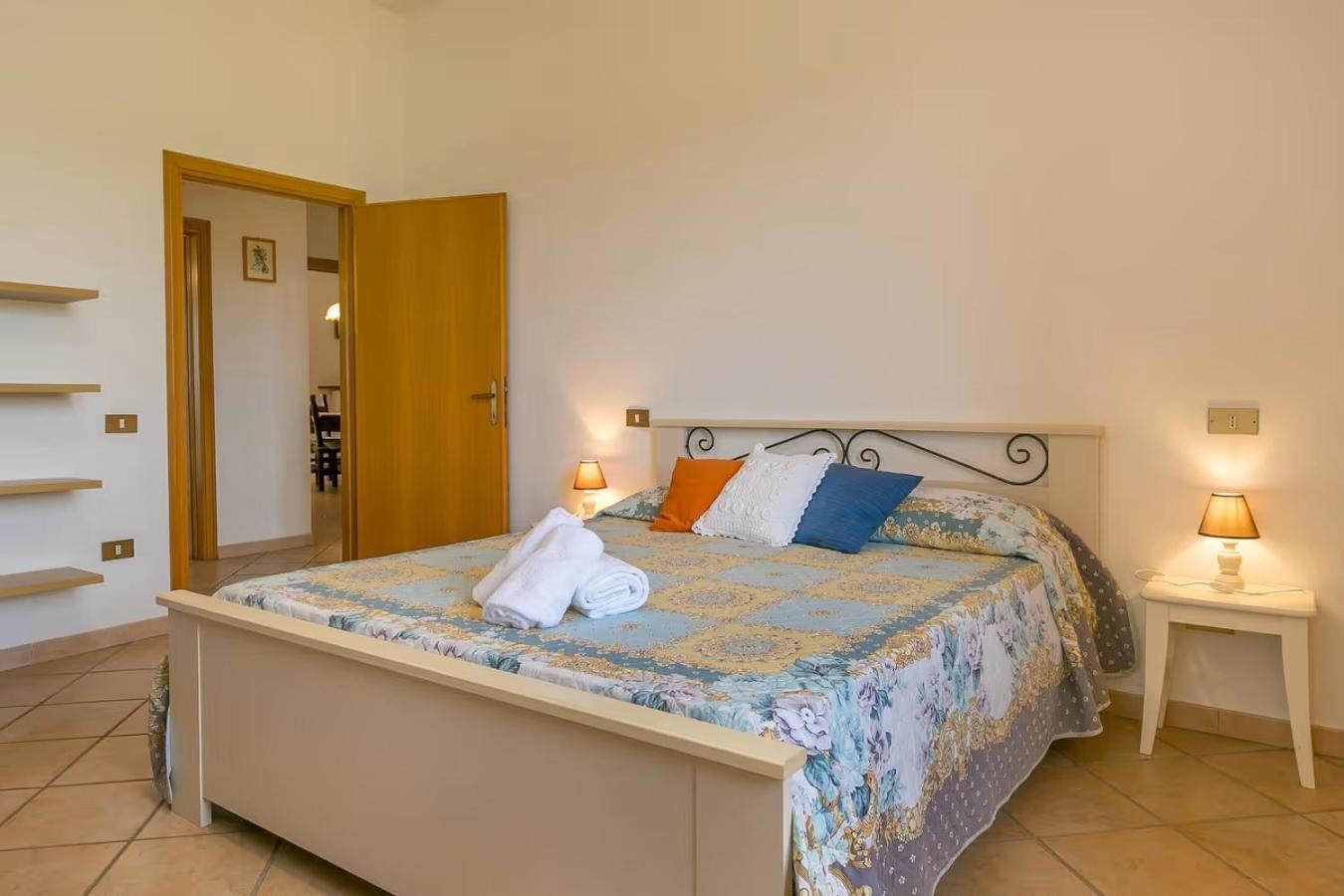 Agriturismo I Debbi Бибона Екстериор снимка