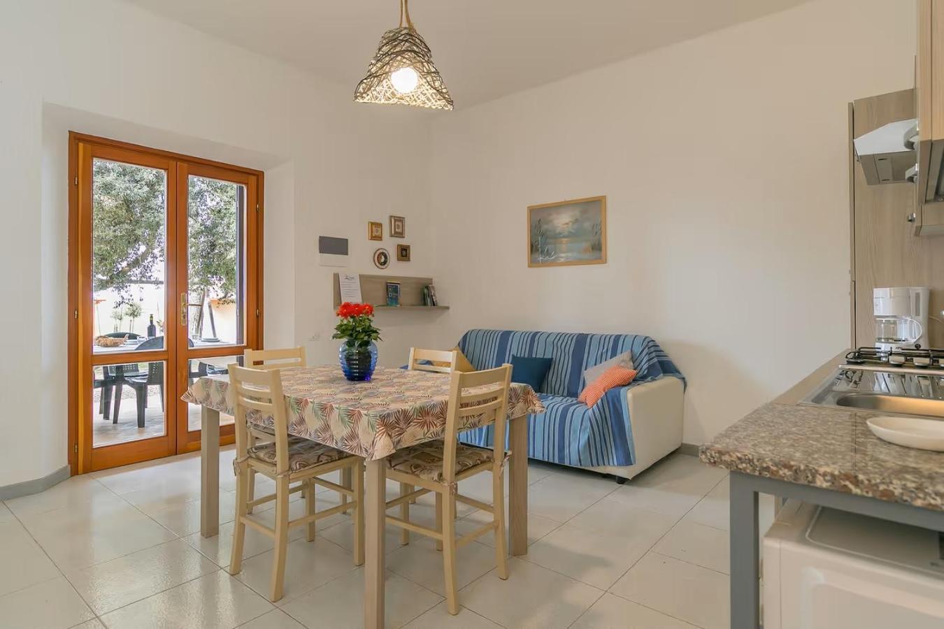Agriturismo I Debbi Бибона Екстериор снимка