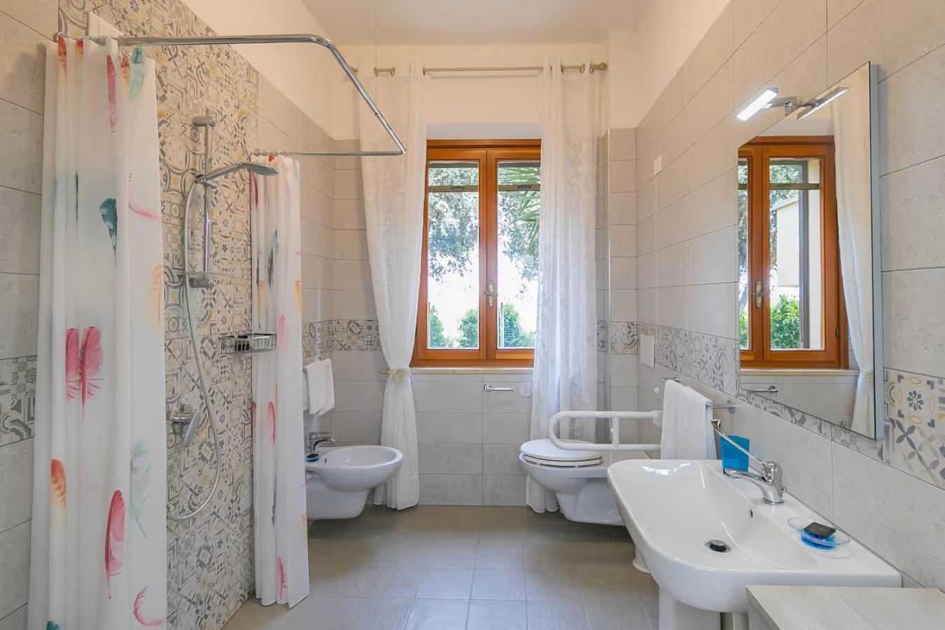 Agriturismo I Debbi Бибона Екстериор снимка