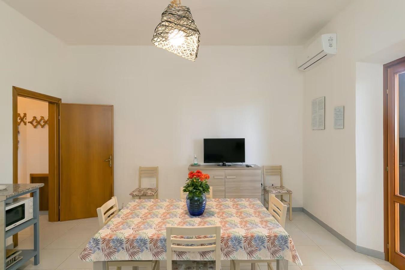 Agriturismo I Debbi Бибона Екстериор снимка