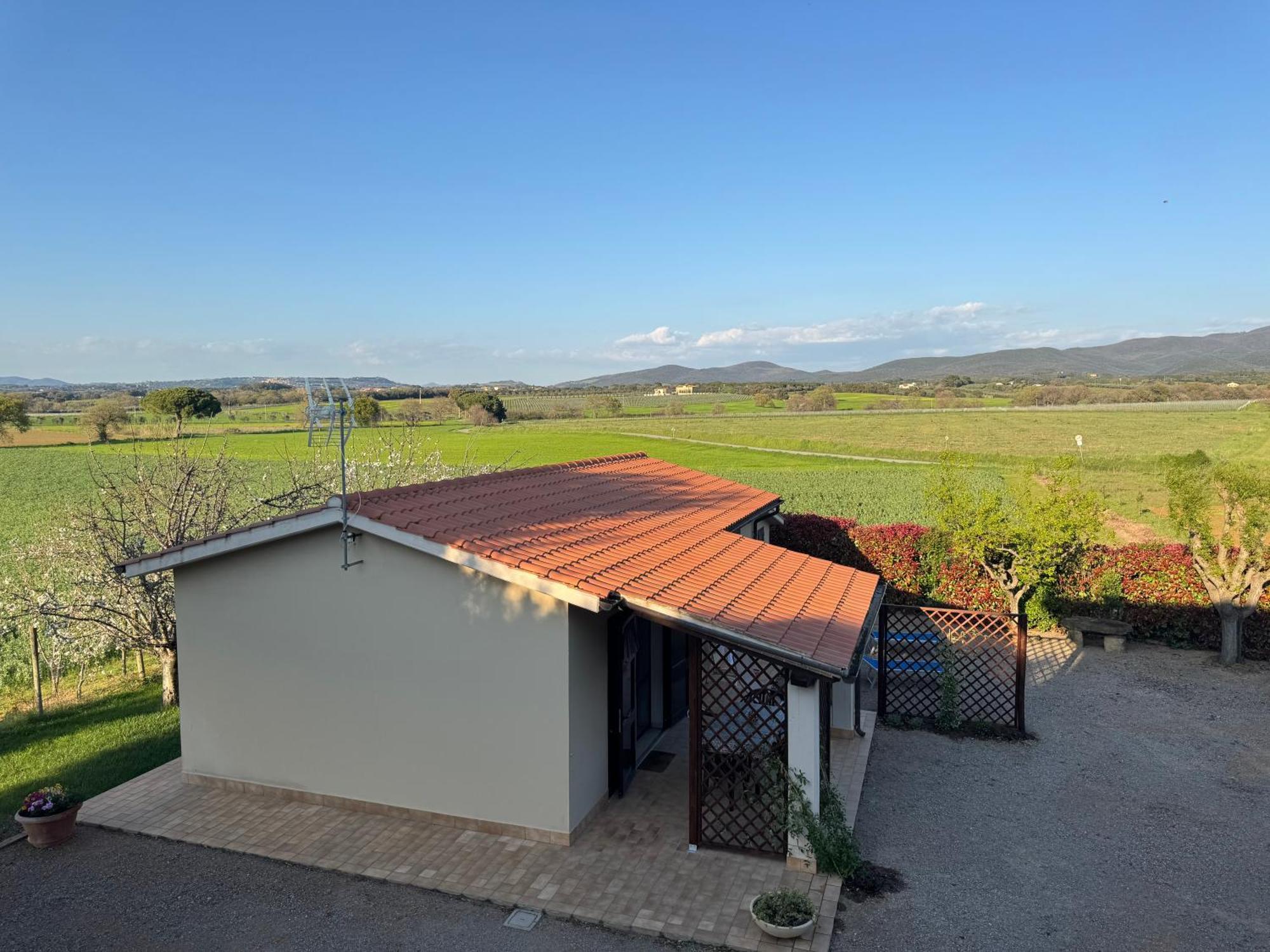 Agriturismo I Debbi Бибона Екстериор снимка