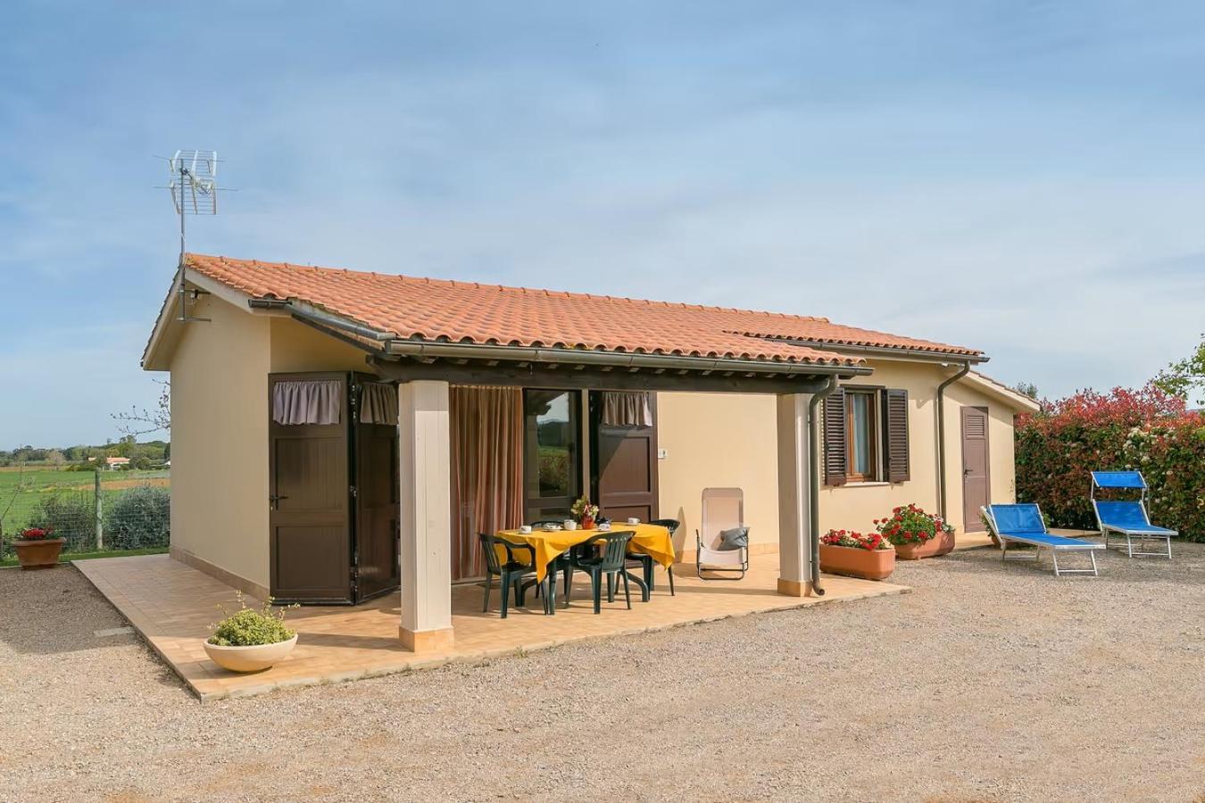 Agriturismo I Debbi Бибона Екстериор снимка