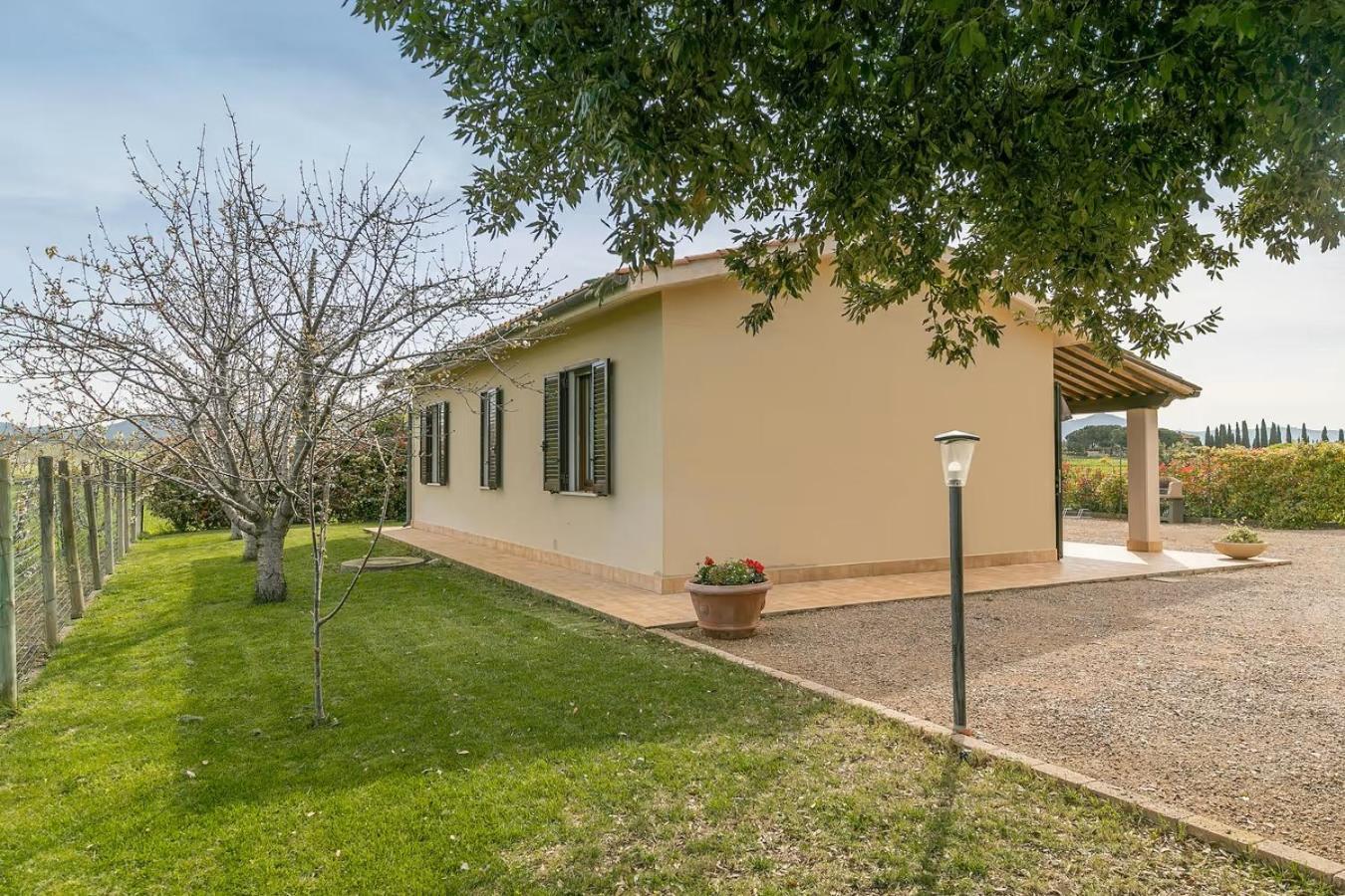 Agriturismo I Debbi Бибона Екстериор снимка